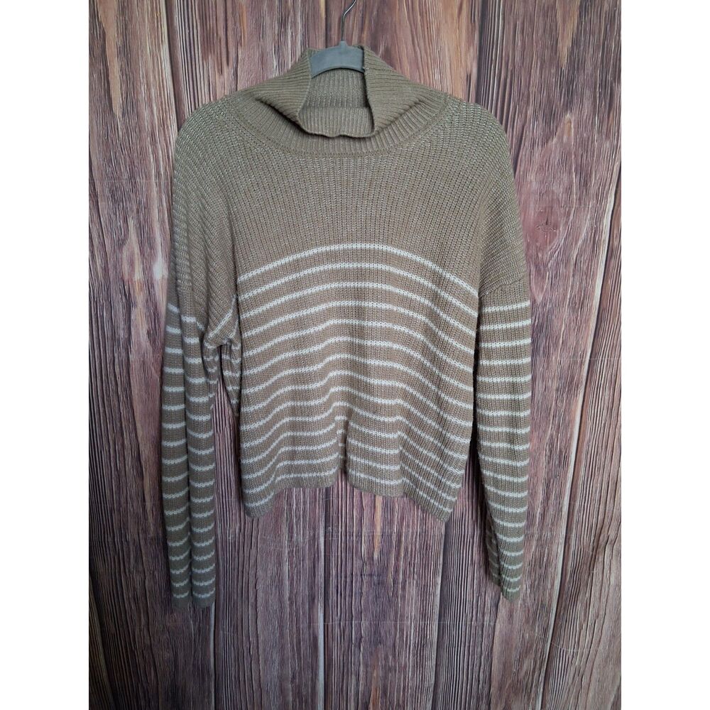 Truth by republic cowl neck stripped sweater size medium tan and cream